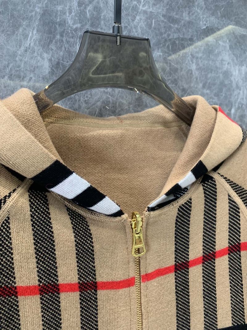 Burberry Sweaters